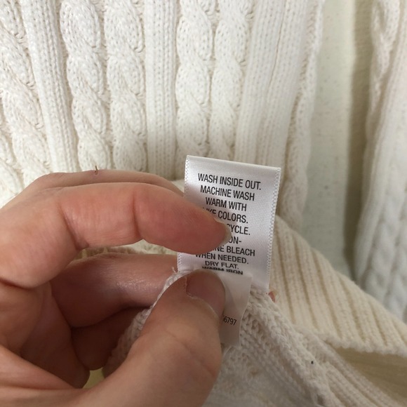 Croft&Barrow Womens Cable Knit V-Neck Sweater Size S White‎ Preppy Old Money - Picture 8 of 11